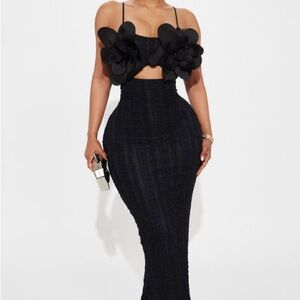 Fashion Nova Black Floral Maxi Dress